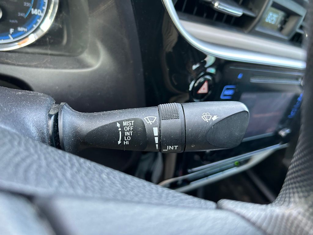 Thumbnail: 2019 Toyota Corolla - 19
