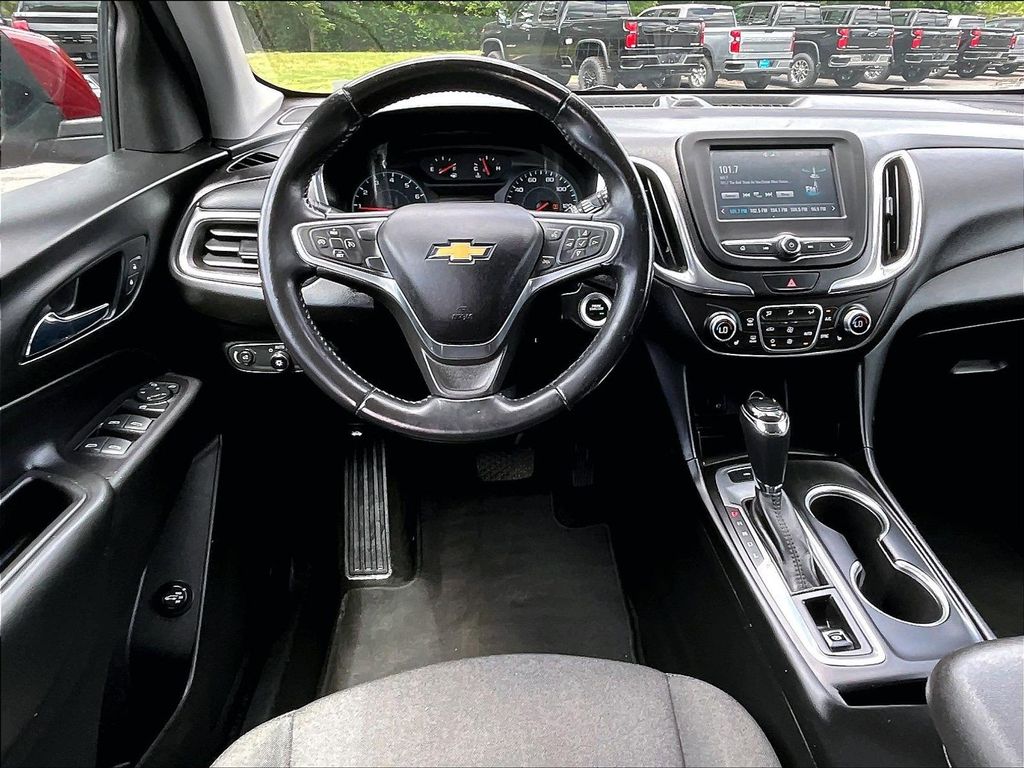 2018 Chevrolet Equinox — photo 16