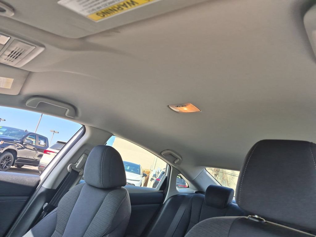Used 2019  Honda LX image 19