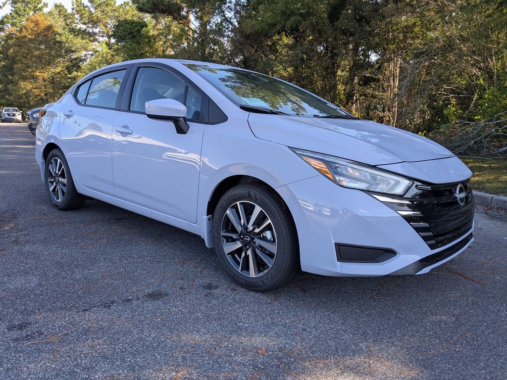 New 2025 Nissan Versa Sedan