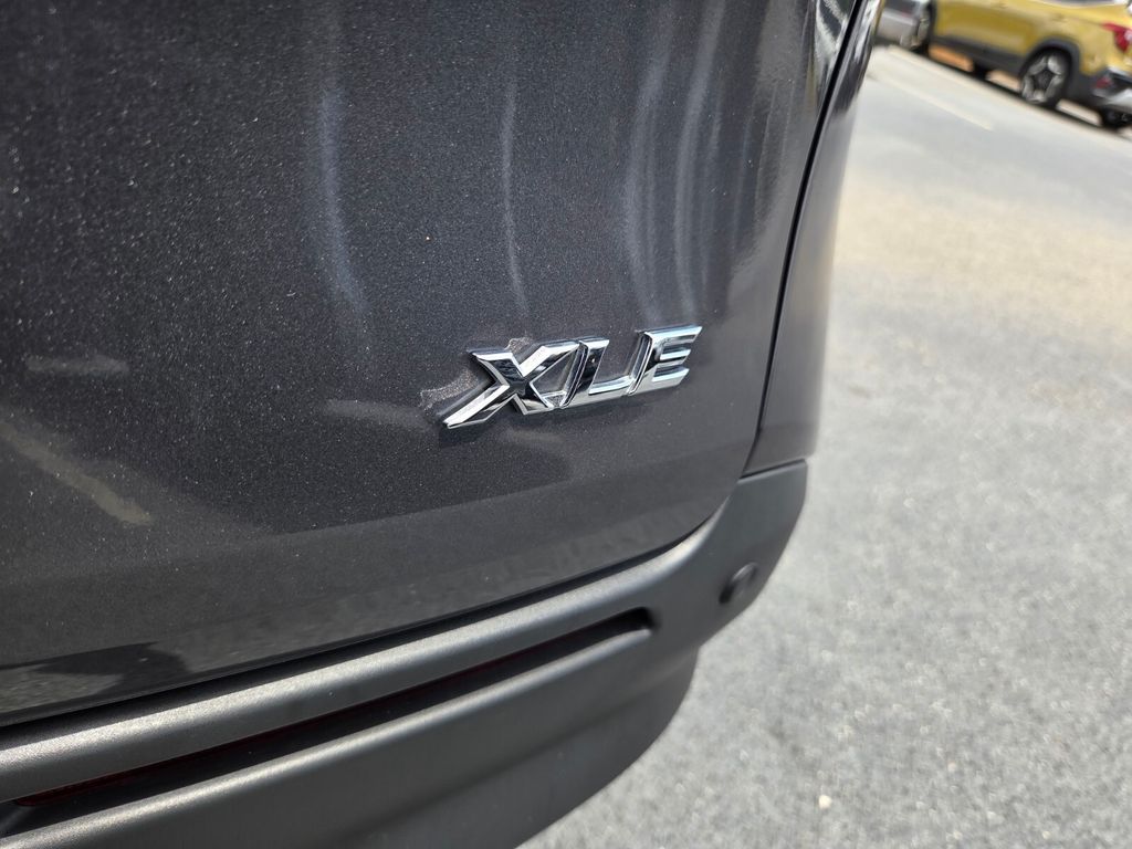 Used 2025 Toyota Sienna Van
