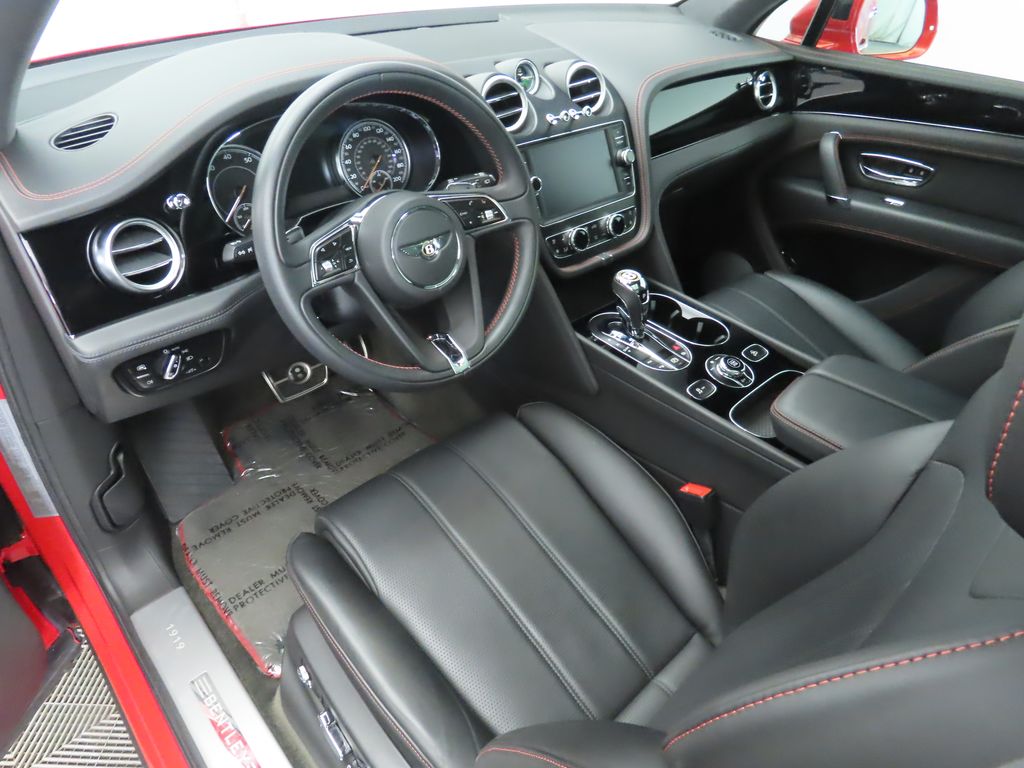 Thumbnail: 2019 Bentley Bentayga - 9