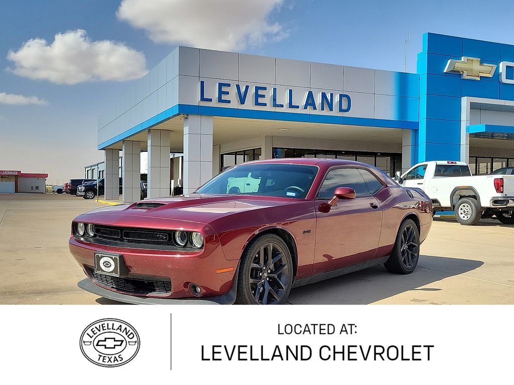 Octane Red Pearlcoat 2023 Dodge Challenger Coupe Rear-Wheel Drive 8-Speed Automatic