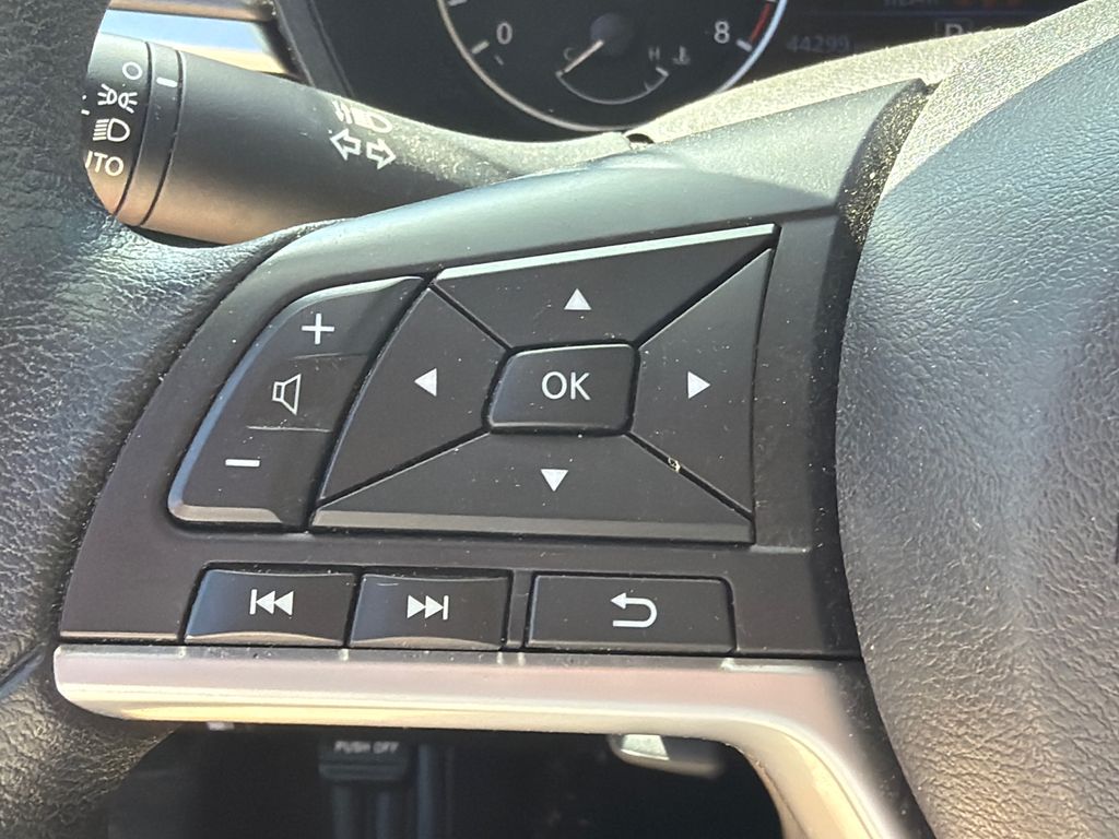 Used 2025 Black Nissan 2.5 SV image 18