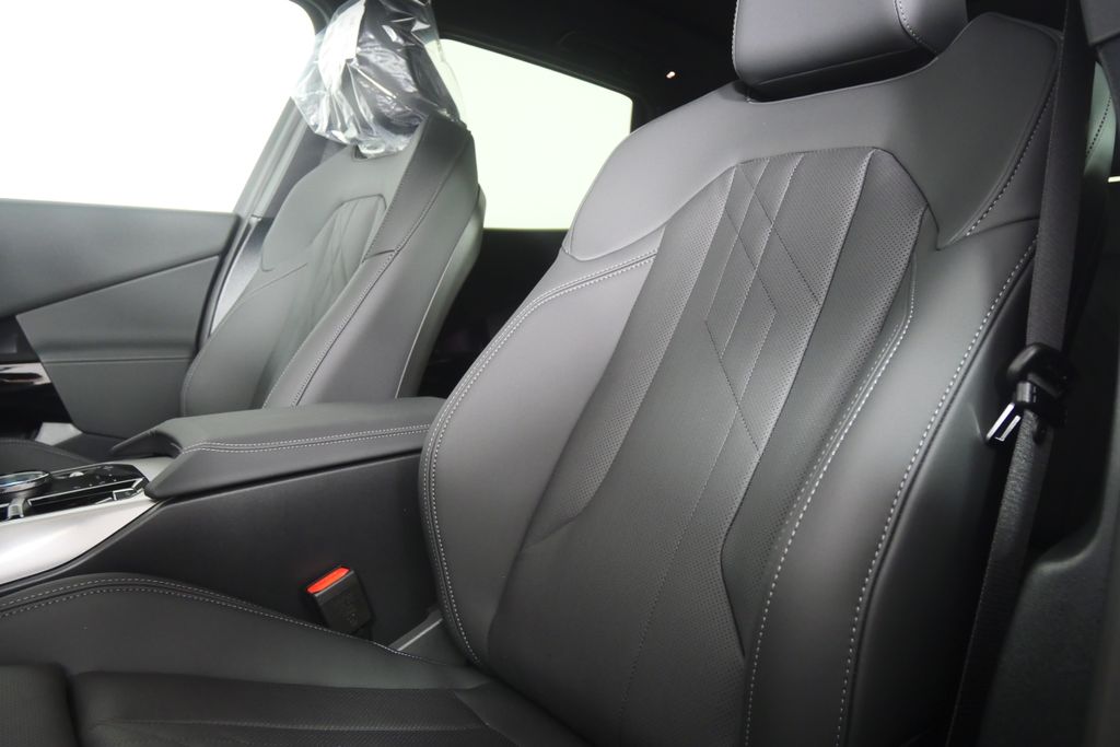Thumbnail: 2026 BMW X3 - 10