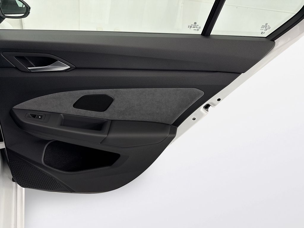 Thumbnail: 2026 Volkswagen Golf - 26