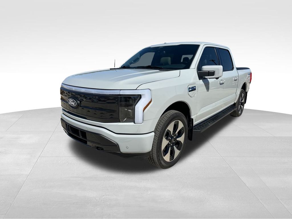 2024 Avalanche Ford F-150 Lightning Platinum AWD Truck