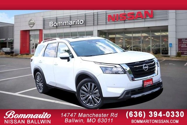  2025 Nissan Pathfinder SL FWD   