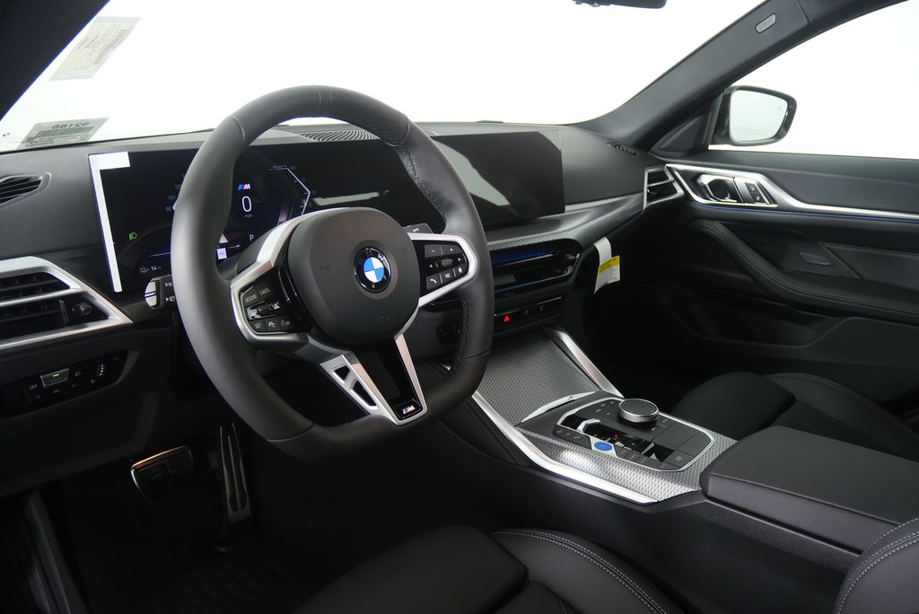Thumbnail: 2026 BMW i4 - 12