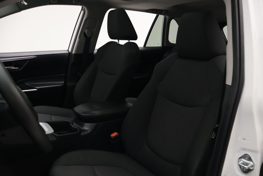 Thumbnail: 2024 Toyota RAV4 - 13