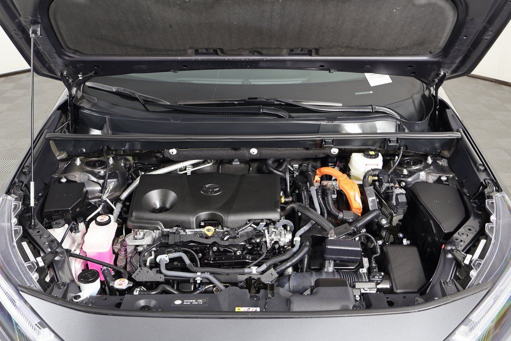 Thumbnail: 2022 Toyota RAV4 - 15