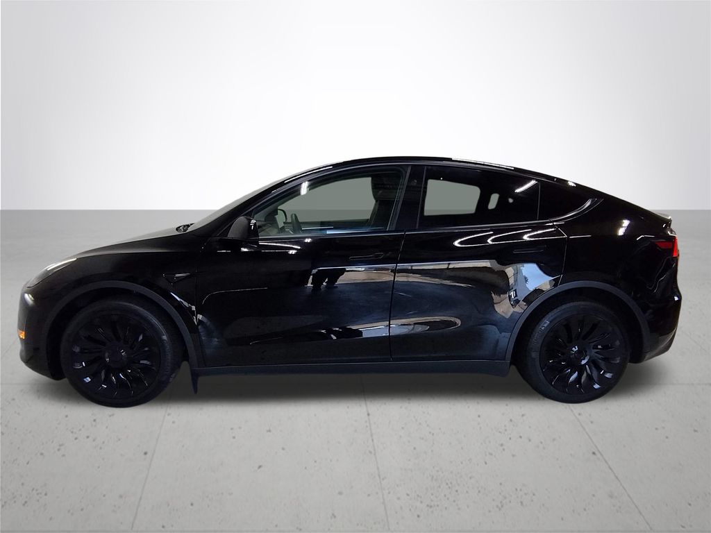 2024 Tesla Model Y Long Range