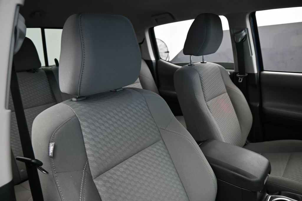 Used 2022 Blue Toyota SR5 image 38