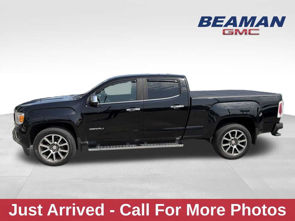 Onyx Black 2019 GMC Canyon Pickup Truck Four-Wheel Drive 8-Speed Automatic