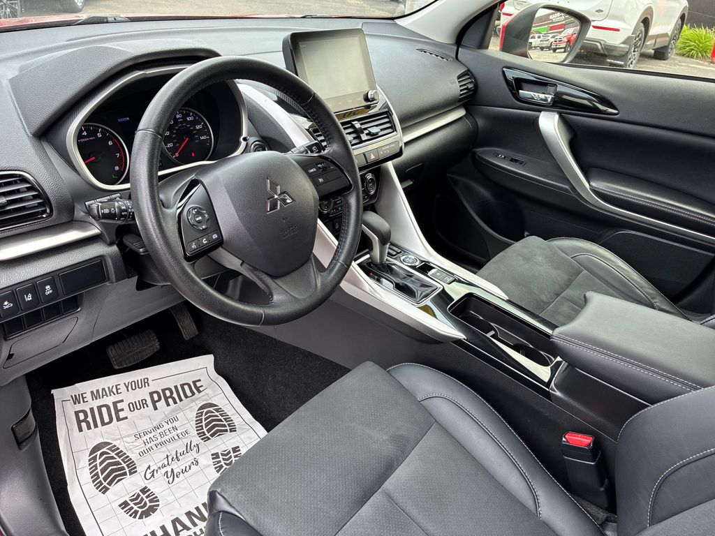 2022 Mitsubishi Eclipse Cross SE Red at Auto Express Mitsubishi