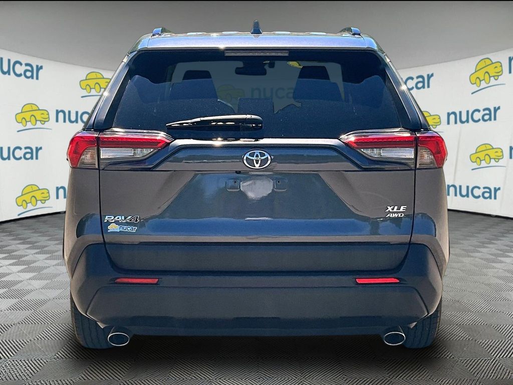 2021 Toyota RAV4 — photo 5
