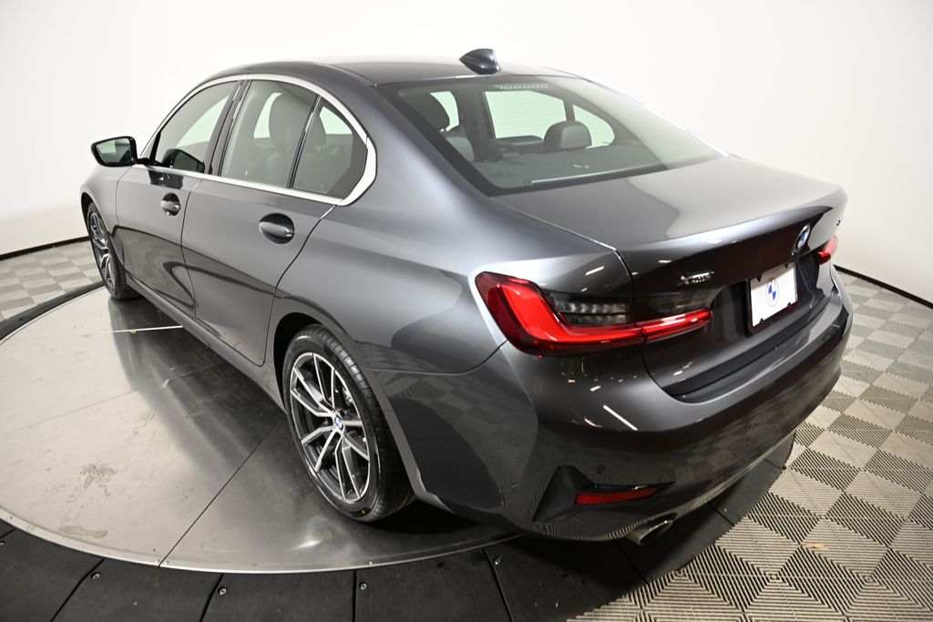 2022 BMW 3 Series 330i xDrive 3