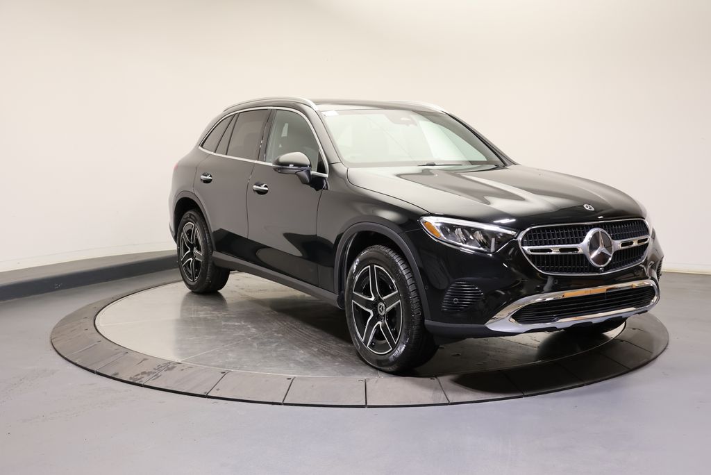 Thumbnail: 2026 Mercedes-Benz GLC - 3