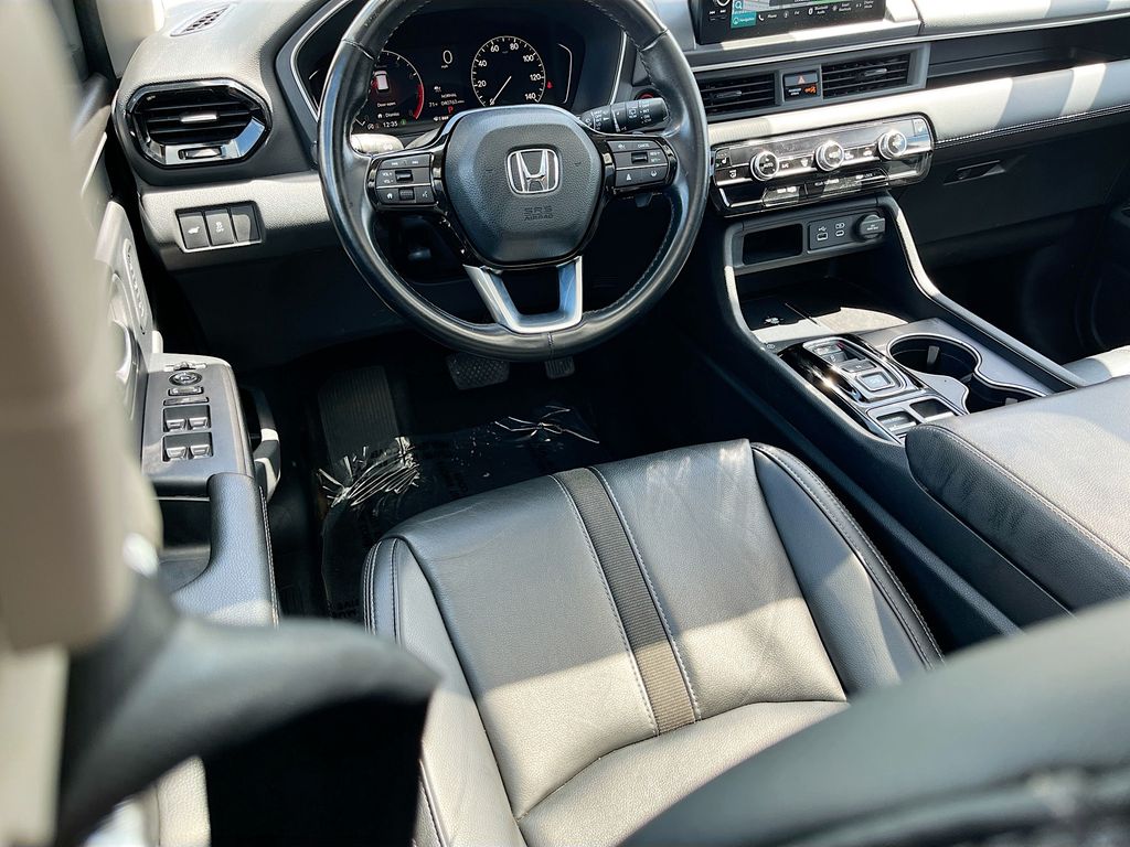 Used 2025 Black Honda Touring image 24