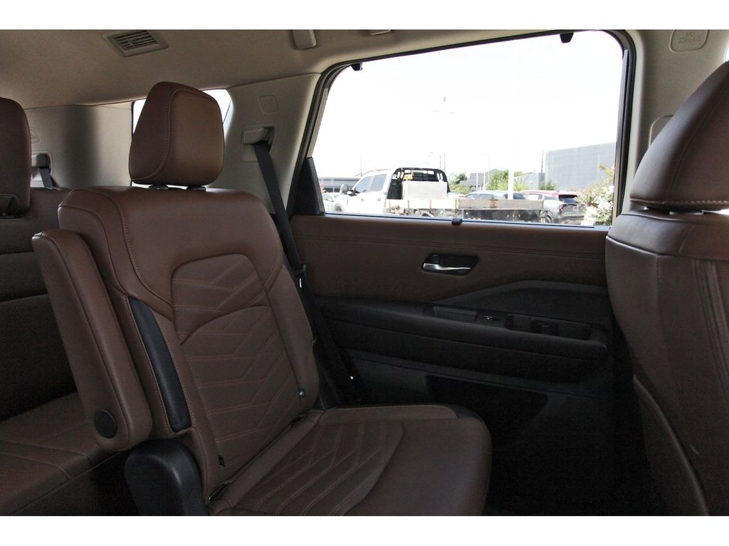 2024 Nissan Pathfinder Platinum Gray at North Houston Mitsubishi