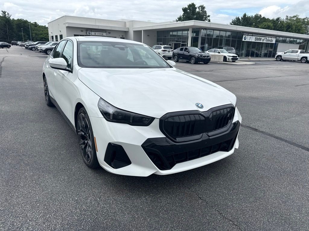 2025 BMW i5 xDrive40 AWD