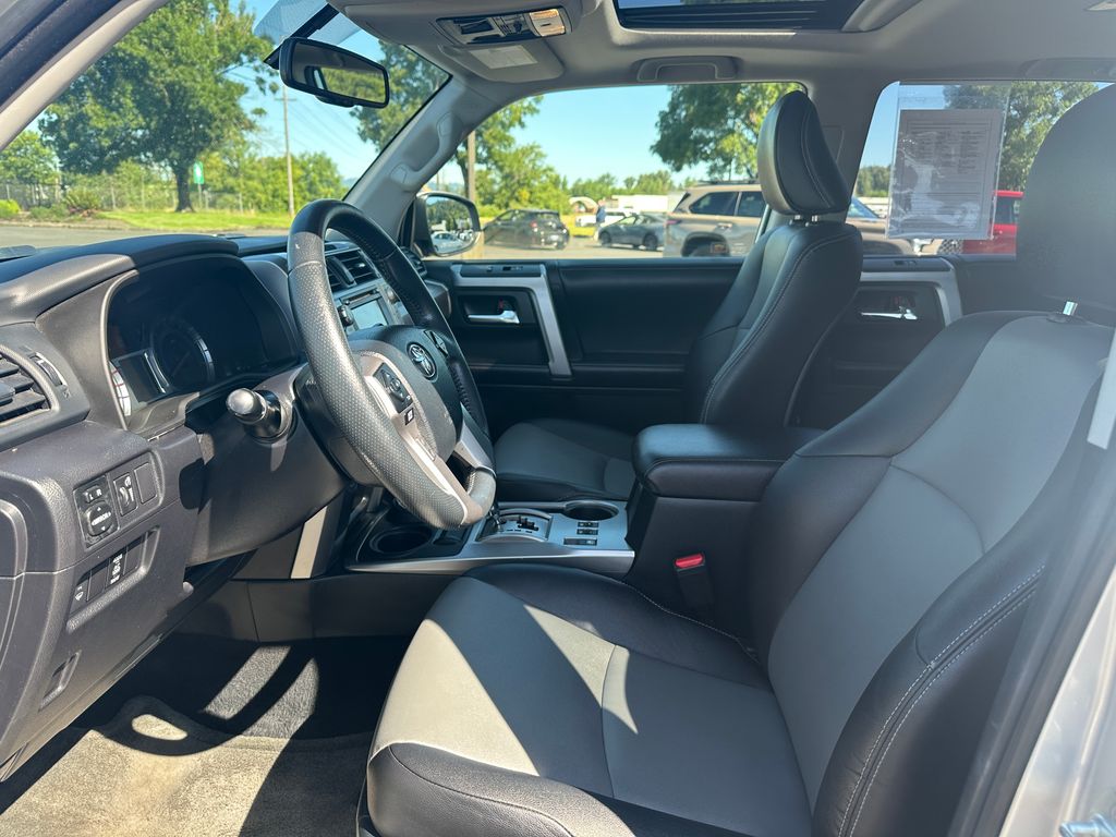 2017 Toyota 4Runner SR5 Premium