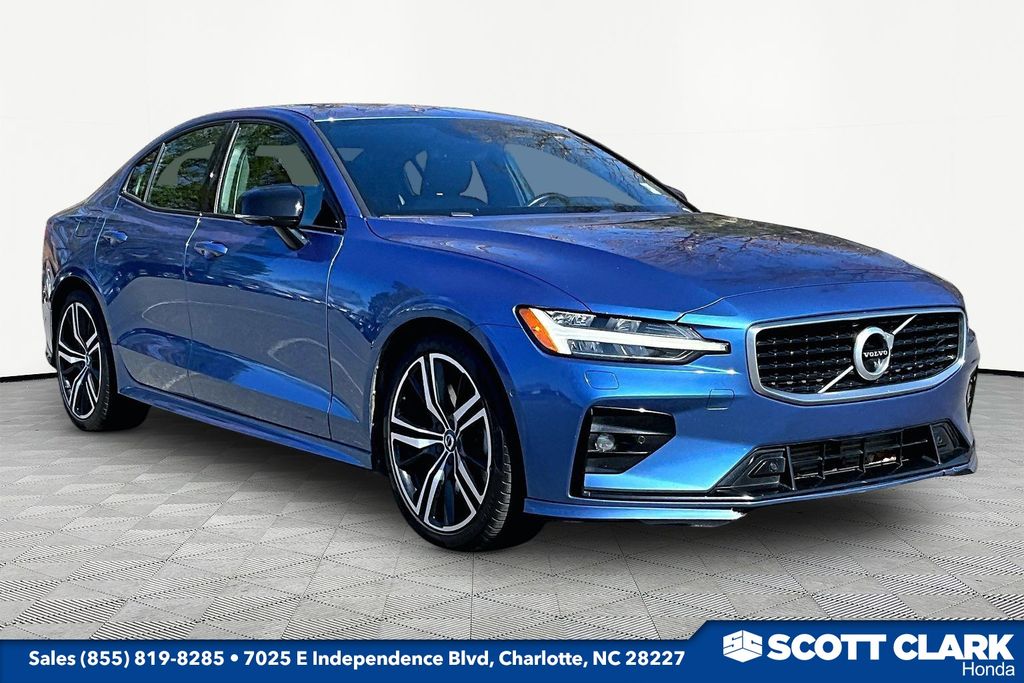 2020 Volvo S60 T6 R-Design
