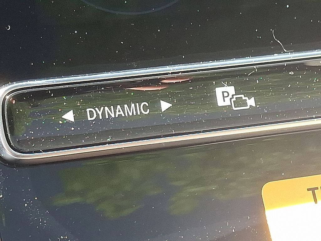 Thumbnail: 2025 Mercedes-Benz GLC - 17