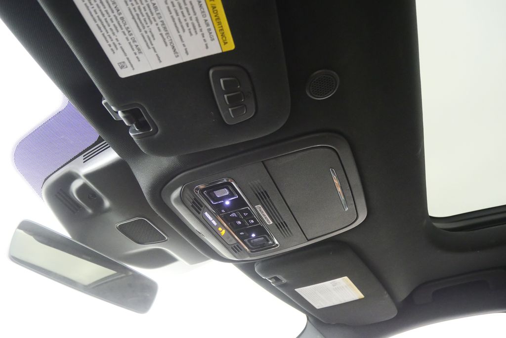 Thumbnail: 2022 Lincoln Aviator - 25