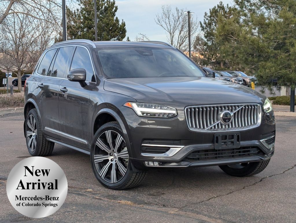 2024 Volvo XC90 B6 Ultimate Bright Theme 6-Passenger AWD