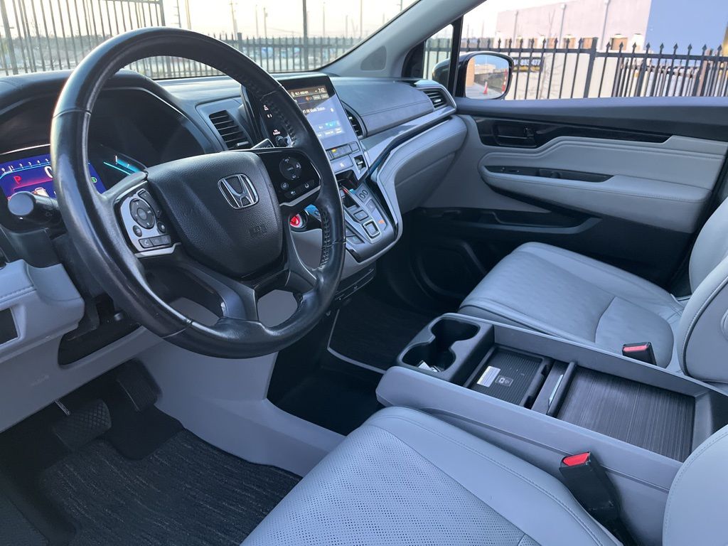 Thumbnail: 2021 Honda Odyssey - 20