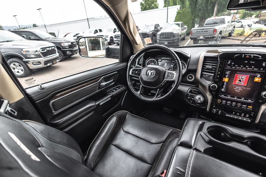 2019 Ram 1500 Laramie thumbnail 21