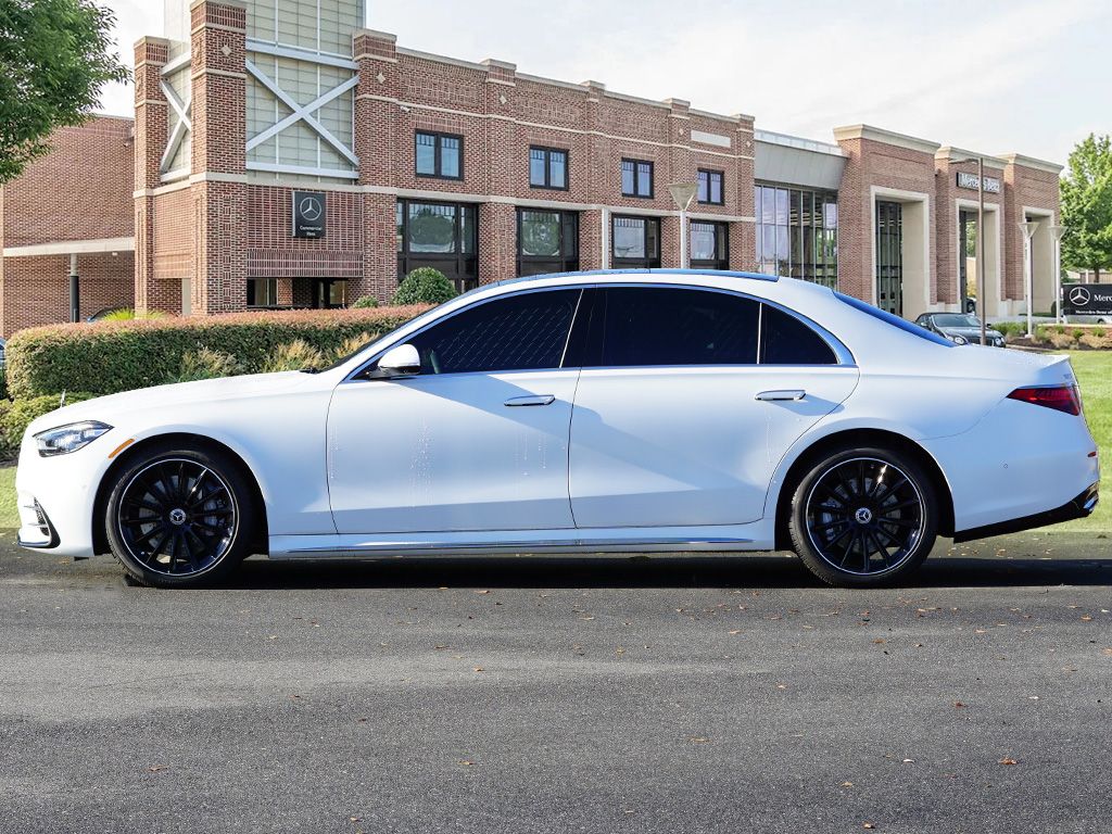 Thumbnail: 2026 Mercedes-Benz S-Class - 8