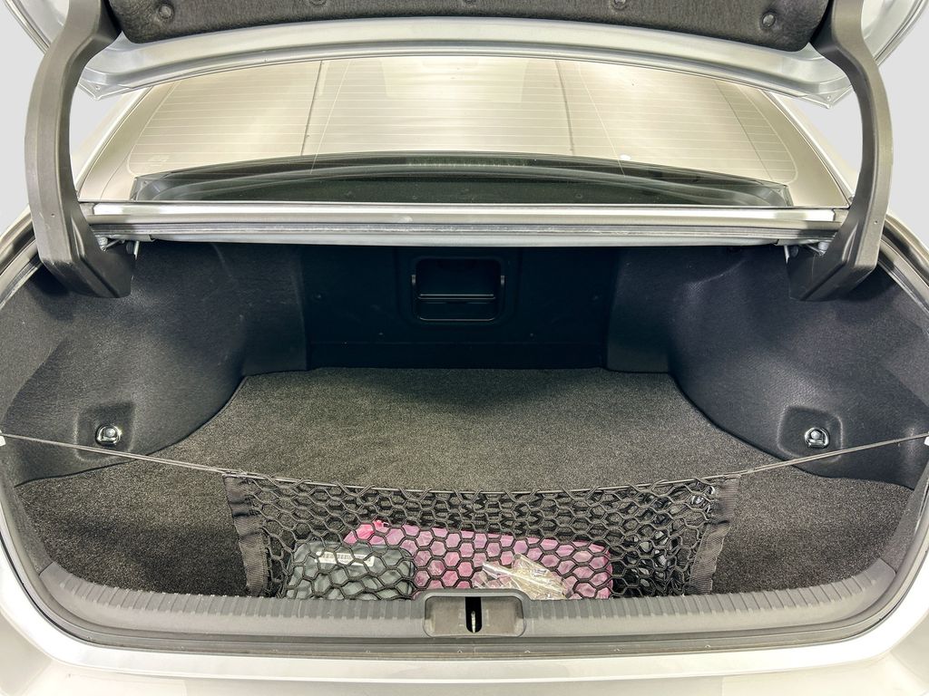 Thumbnail: 2023 Lexus ES - 29