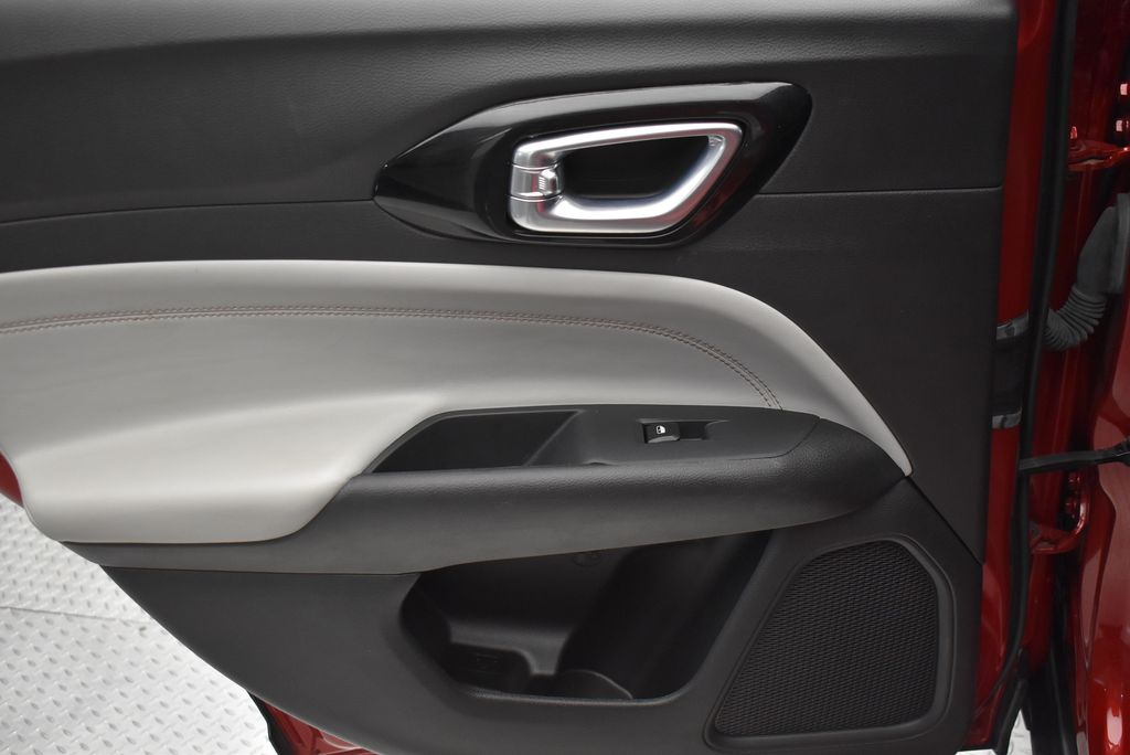 Thumbnail: 2025 Jeep Compass - 30