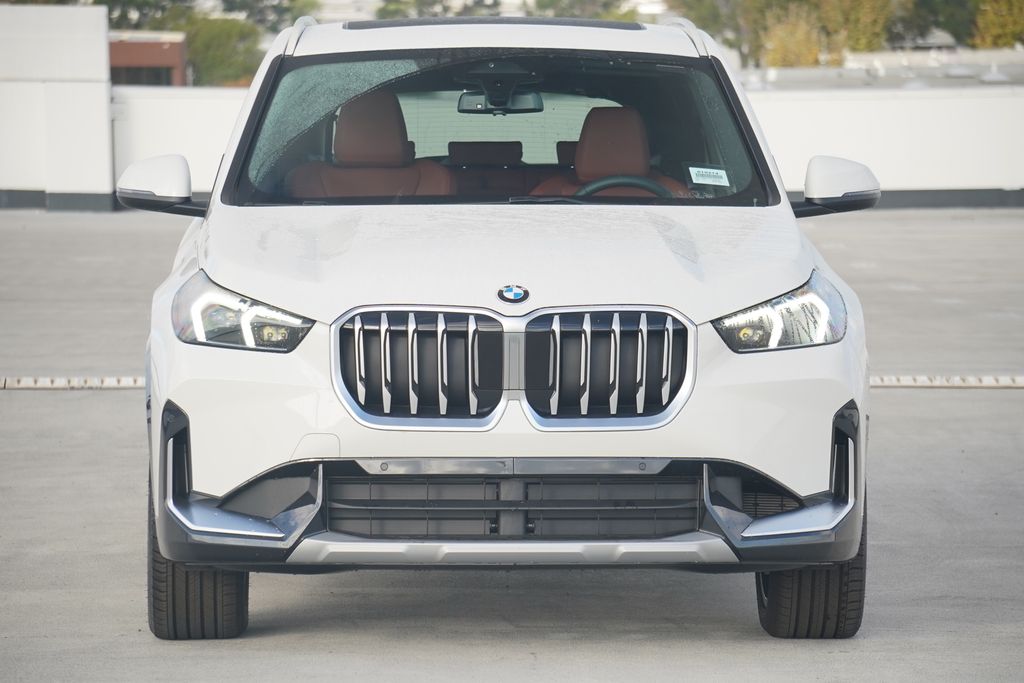 Thumbnail: 2026 BMW X1 - 2