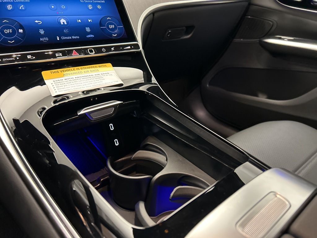 Thumbnail: 2026 Mercedes-Benz GLC - 19