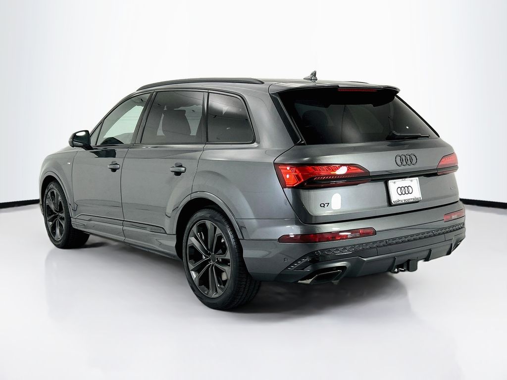 Thumbnail: 2026 Audi Q7 - 7