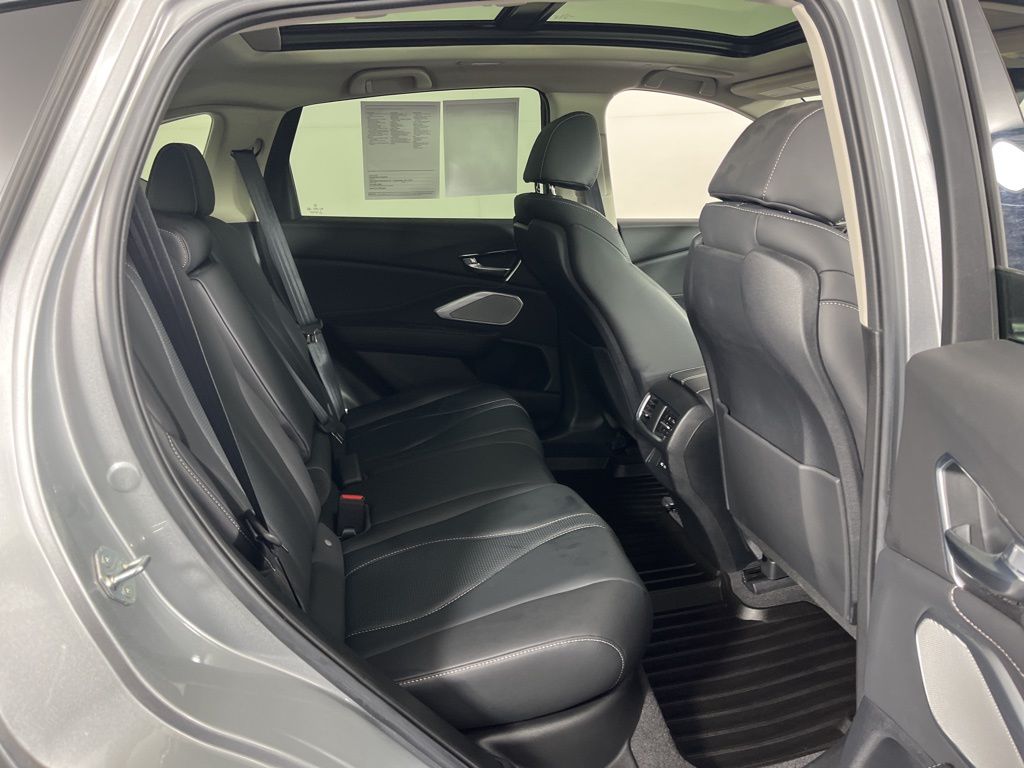 Thumbnail: 2025 Acura RDX - 13