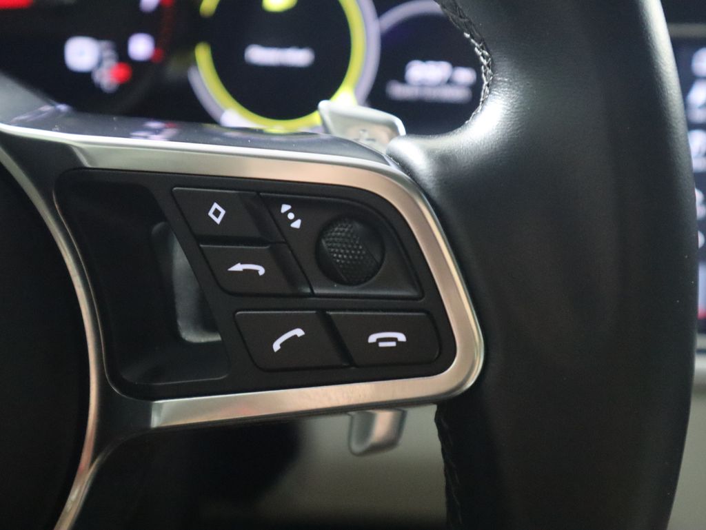 Thumbnail: 2019 Porsche Panamera - 12