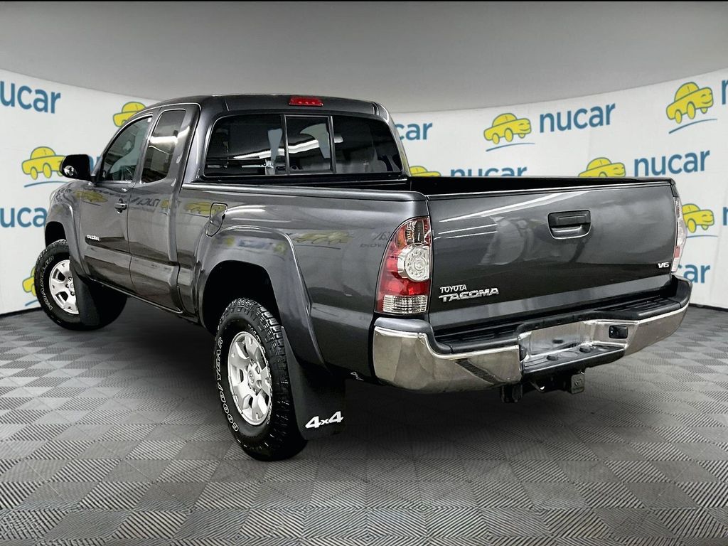 2013 Toyota Tacoma — photo 4