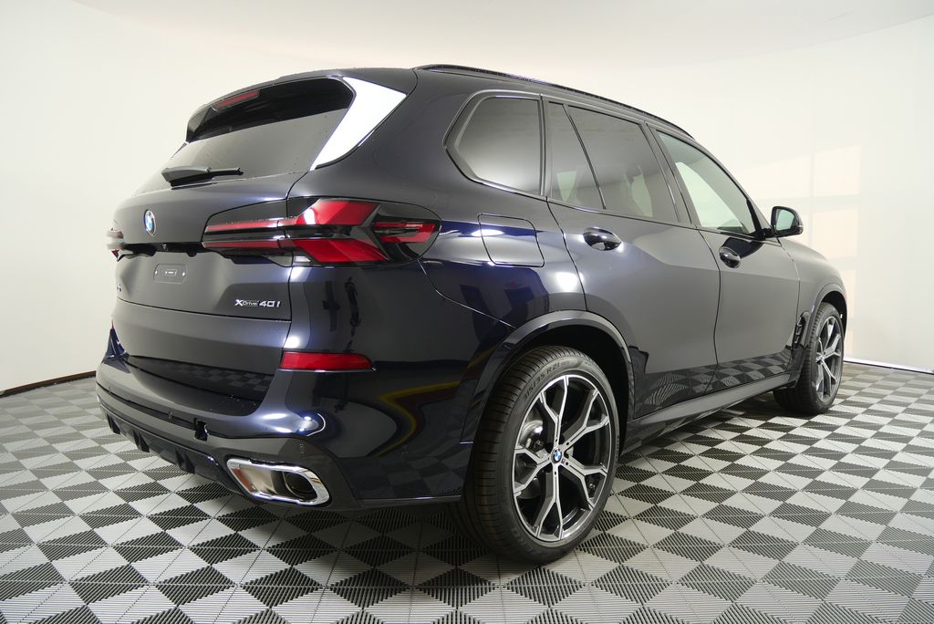 Thumbnail: 2026 BMW X5 - 3