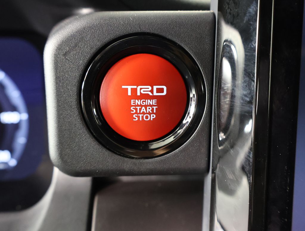 2025 Toyota Tacoma TRD Off-Road Double Cab photo 7