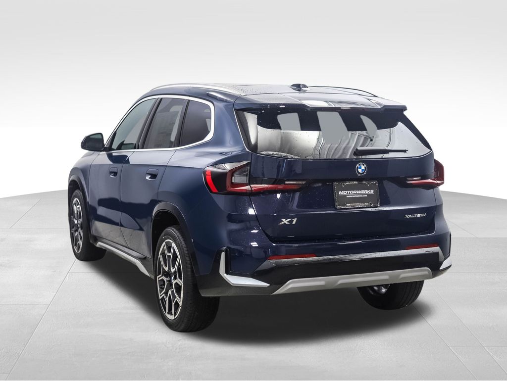 Thumbnail: 2026 BMW X1 - 3