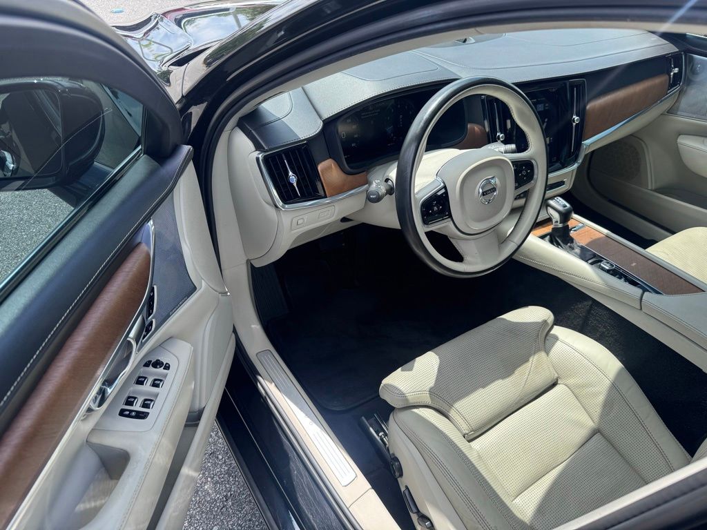 2018 Volvo S90 T6 Inscription