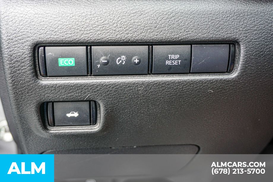 Used 2024 Gray Nissan SV image 43
