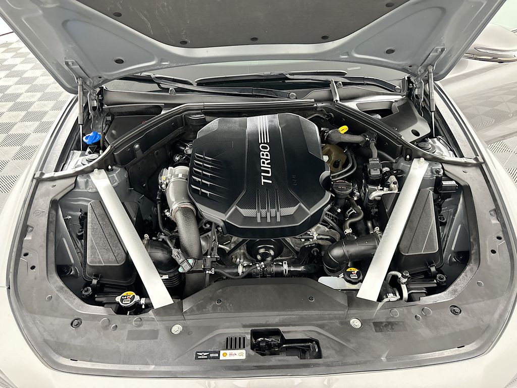 Thumbnail: 2020 Genesis G70 - 31
