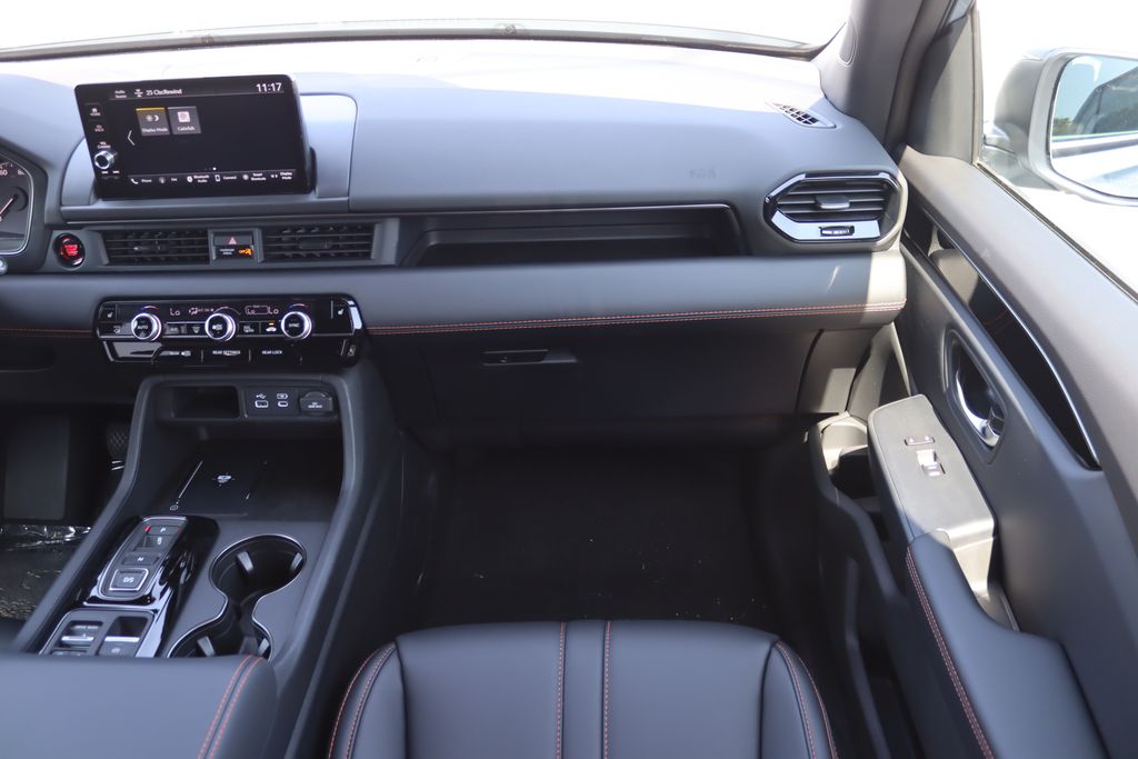 Thumbnail: 2025 Honda Pilot - 18