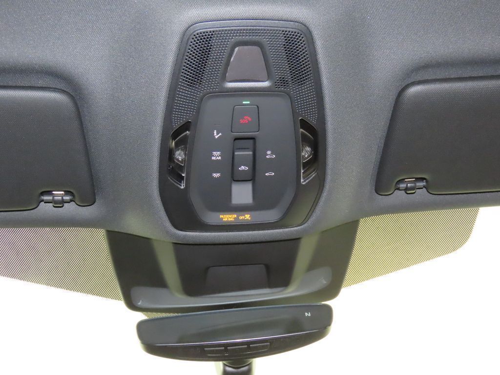 Thumbnail: 2025 Audi Q5 - 21