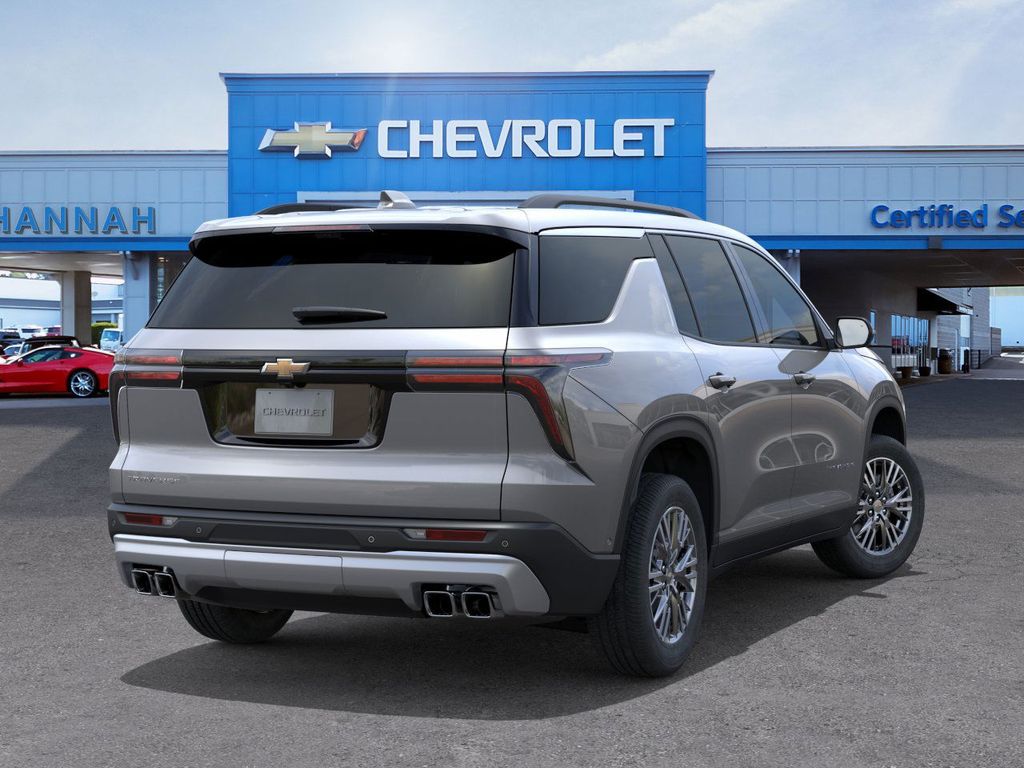 2025 Chevrolet Traverse LT